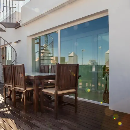***** Attic With Impressive Views And Jacuzzi Apartment Cadiz